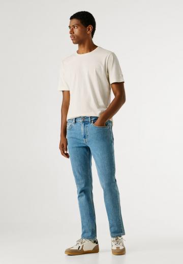 Узкие джинсы