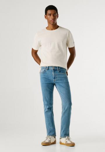 Узкие джинсы