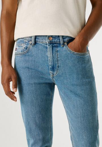 Узкие джинсы