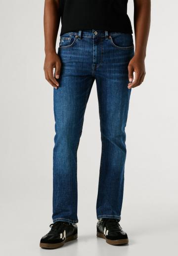 Узкие джинсы