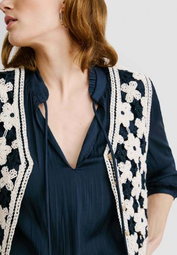 Джинсовая жилетка