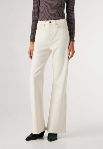 Клешеные джинсы