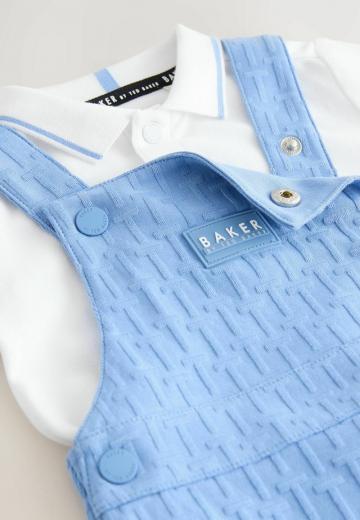 Набор одежды