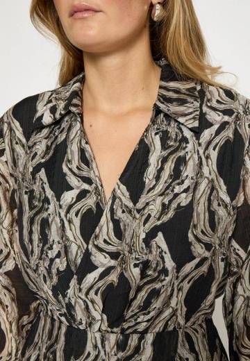 Короткое платье