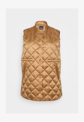 Длинный жилет