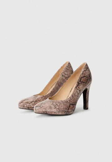 Туфли на высоком каблуке