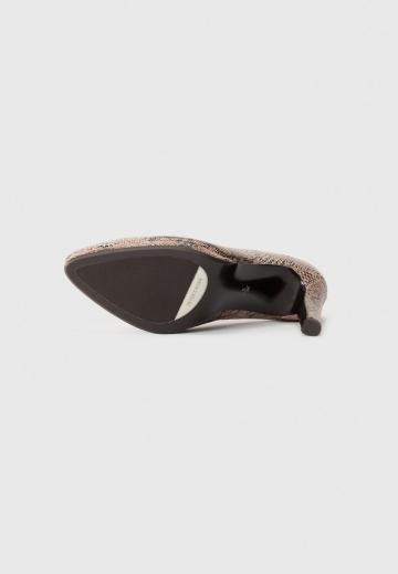 Туфли на высоком каблуке