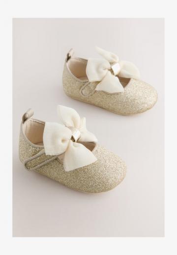 Детская обувь