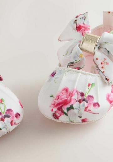 Детская обувь