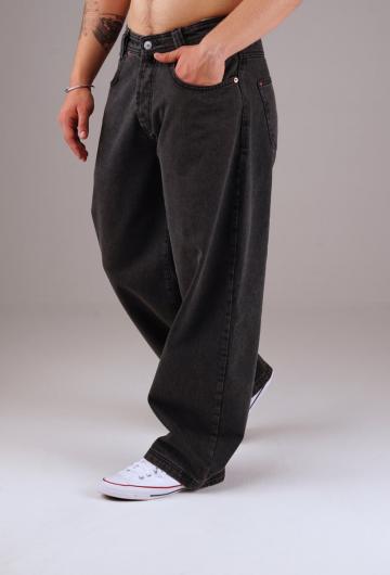 Свободные джинсы