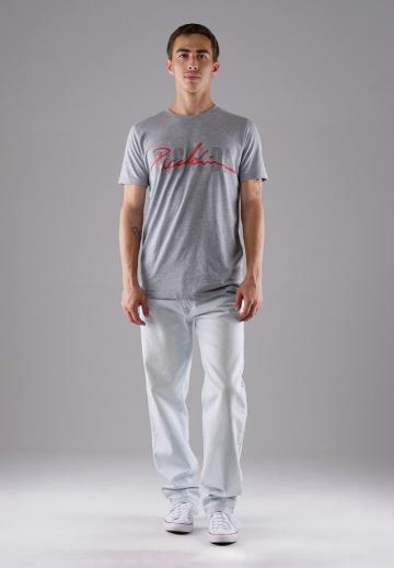 Прямые джинсы