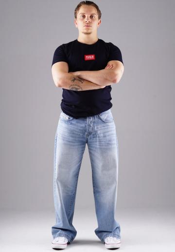 Прямые джинсы