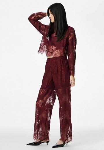 Кружевная блузка