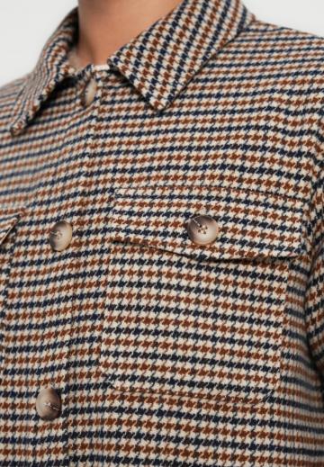 Короткое пальто