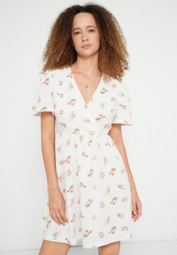 Короткое платье