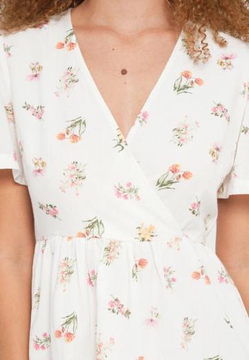 Короткое платье