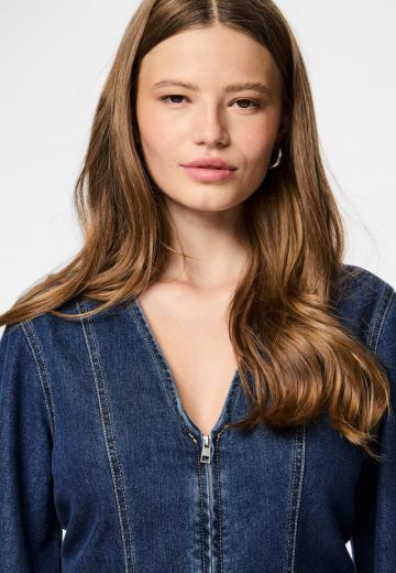 Джинсовое платье