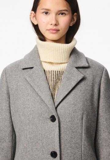 Шерстяное пальто