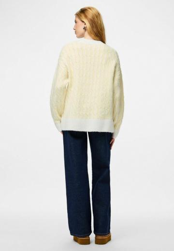 Длинный пуловер