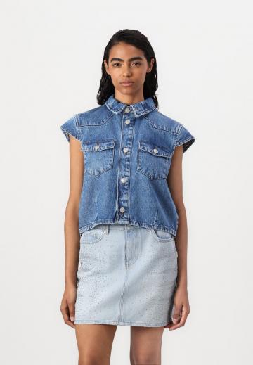 Джинсовая жилетка