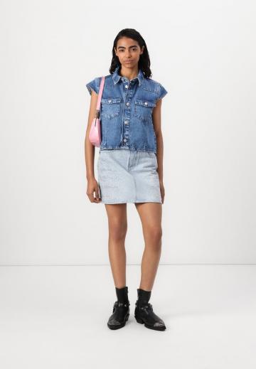 Джинсовая жилетка