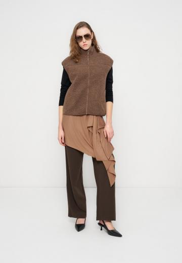 Пуховой жилет