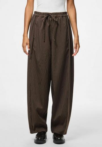 Прямые брюки