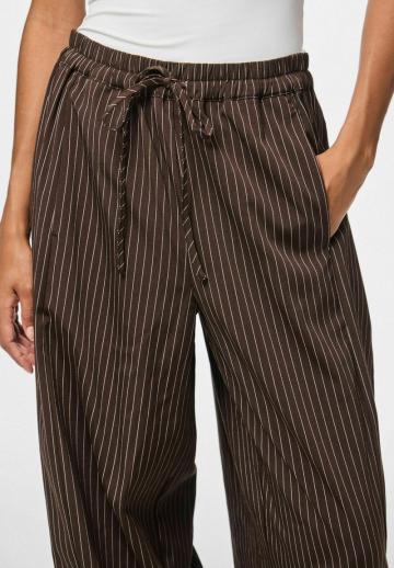 Прямые брюки