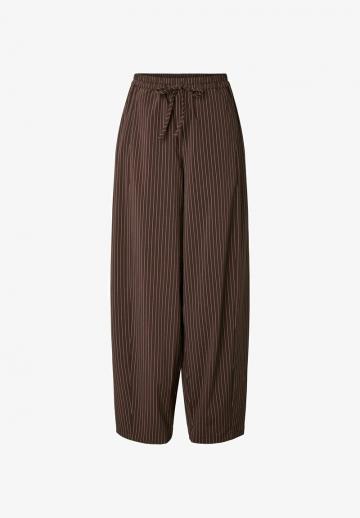 Прямые брюки