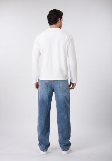 Прямые джинсы