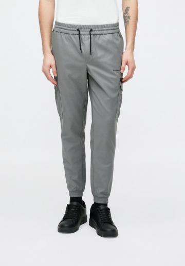 Спортивные штаны