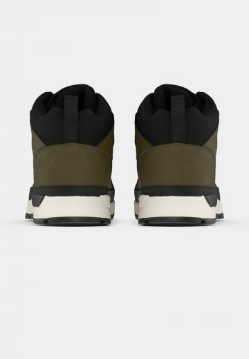 Походные ботинки