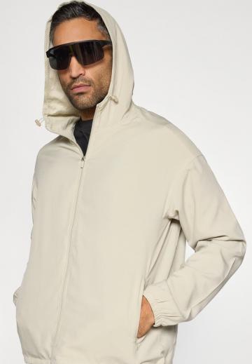 Куртка-дождевик