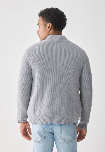 Вязаная кофта