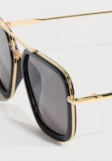 Солнечные очки