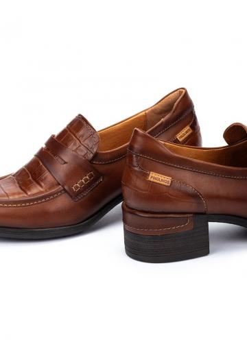 Полуботинки