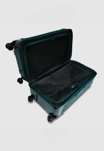 Чемодан на колесах