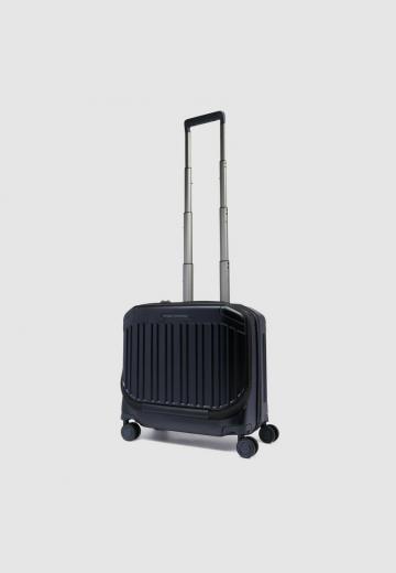 Чемодан на колесах