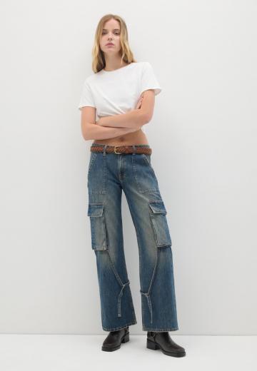 Брюки с накладными карманами