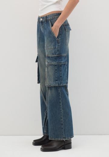 Брюки с накладными карманами