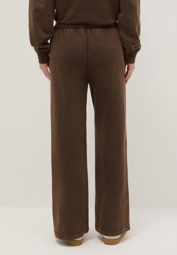 Прямые брюки