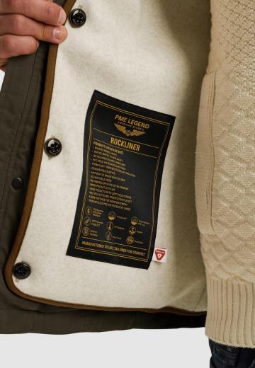 Зимняя куртка