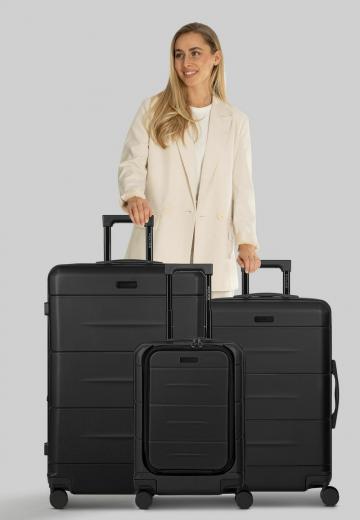 Набор чемоданов