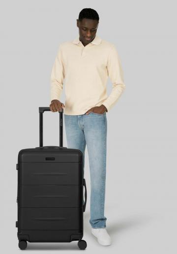 Чемодан на колесах