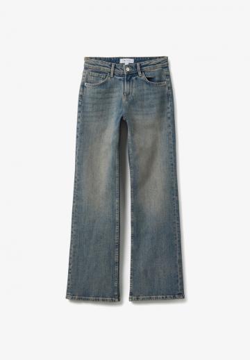 Клешеные брюки