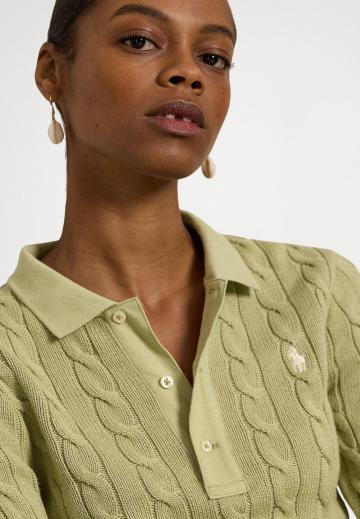 Пуловер с воротником поло