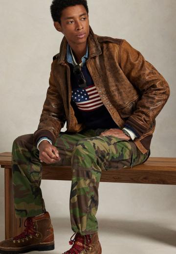 Брюки с накладными карманами