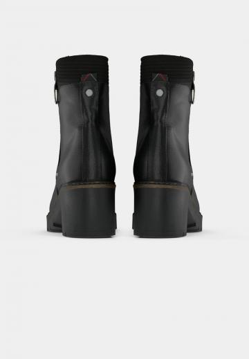 Полусапожки на платформе