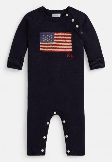 Набор одежды