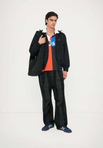 Куртка бомбер